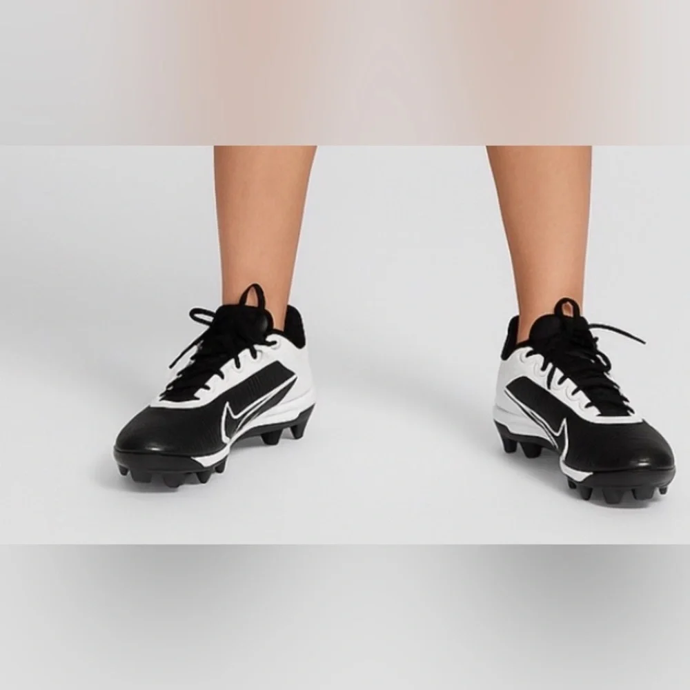Nike Vapor Edge Youth 5Y Football Cleats Black White (L1)✨✨✨